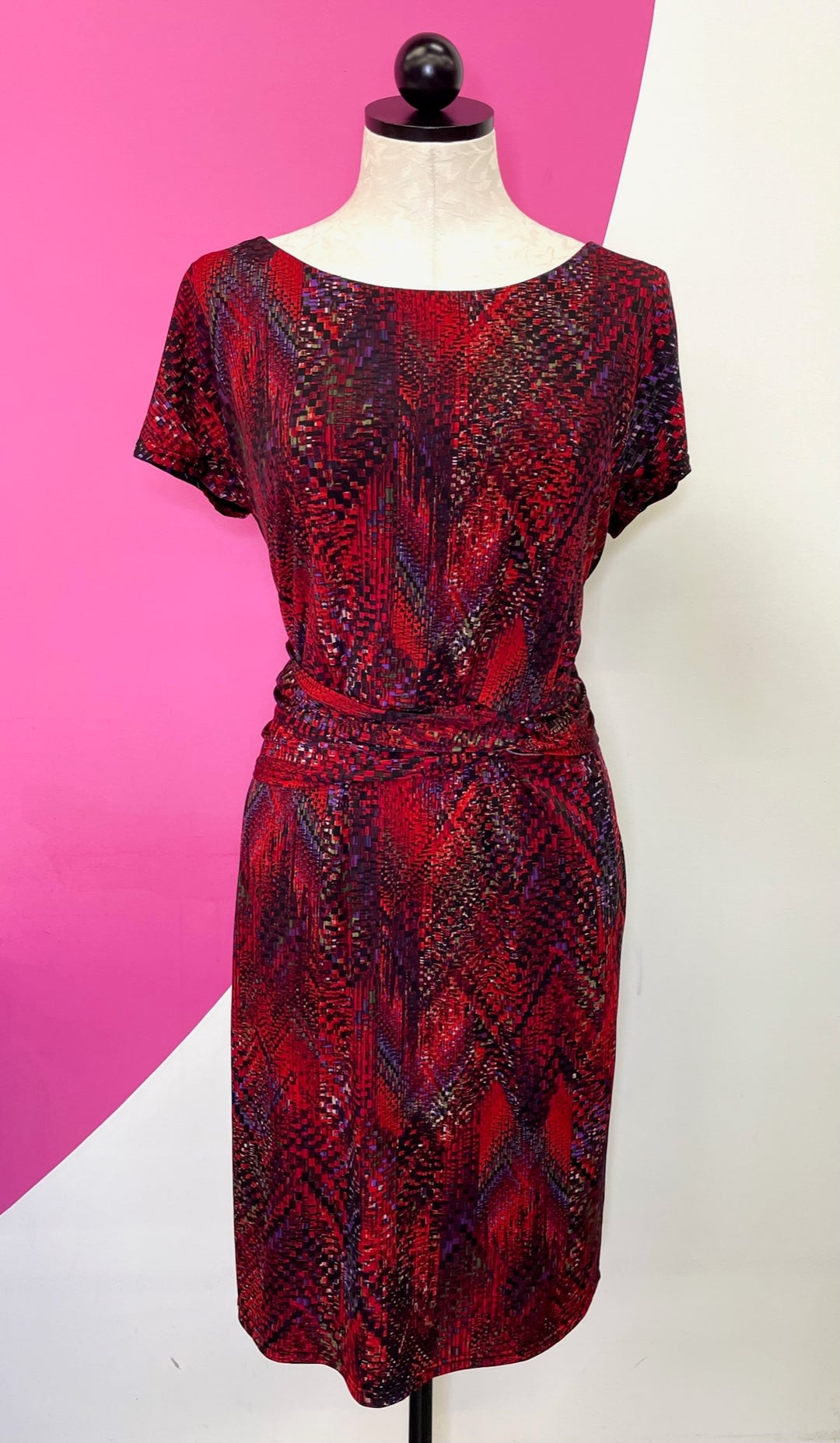Robe Baby-doll Bobbie Brooks Tie-dye - Taille S, Effet Smocked, Manches Courtes