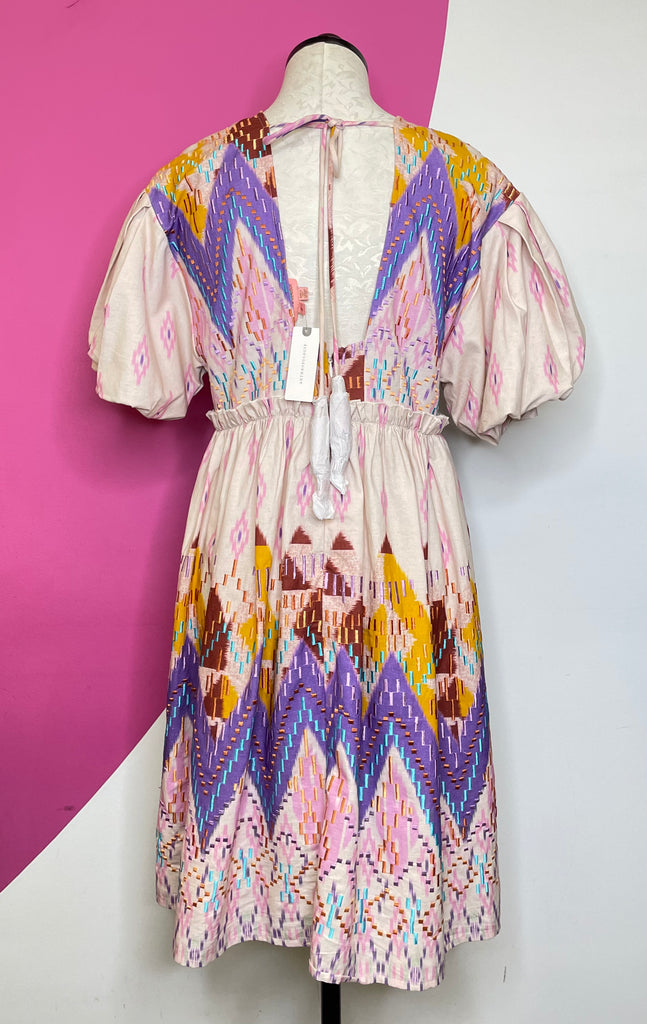 open lace back dress ANTHROPOLOGIE NEW EMBROIDERED DRESS open lace back dress ANTHROPOLOGIE NEW EMBROIDERED DRESS