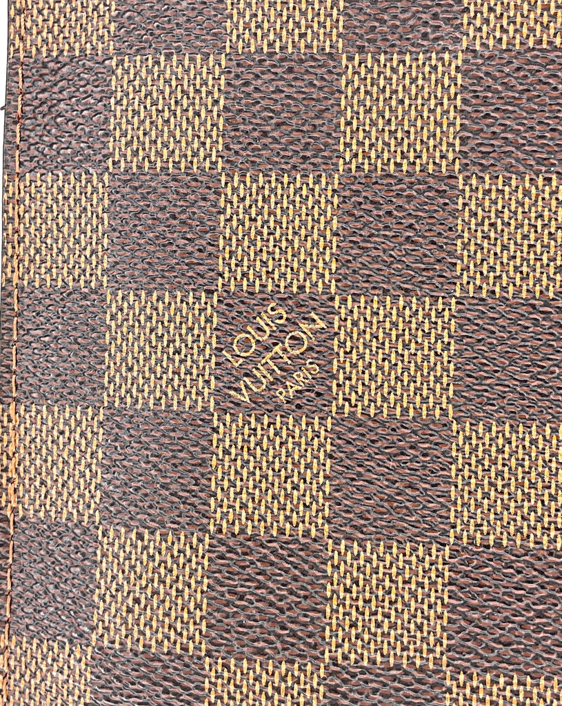 vuitton damier pattern wallpaper