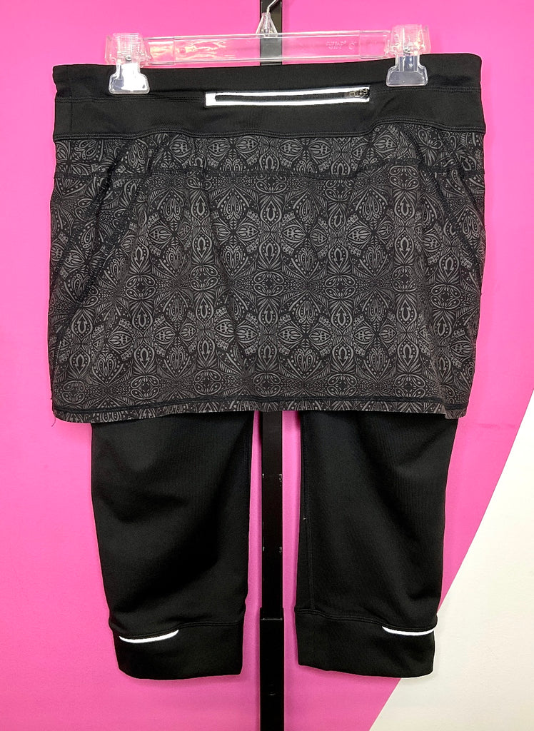 ATHLETA black 2 In 1 Contender Skirt Capri Leggings Reflective